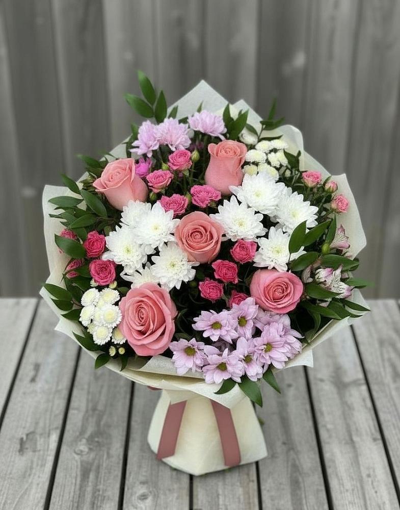 Букет цветов из: Альстромерии, Гвоздики, Розы и Хризантемы в Краасномайский
