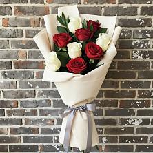 Букет цветов из:  Розы в Краасномайский