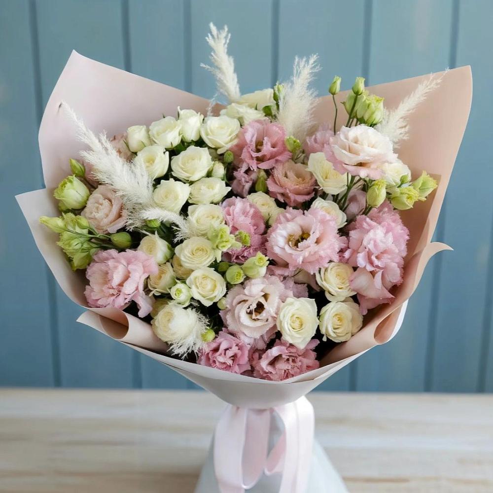 Букет цветов из: Альстромерии и Розы в Краасномайский