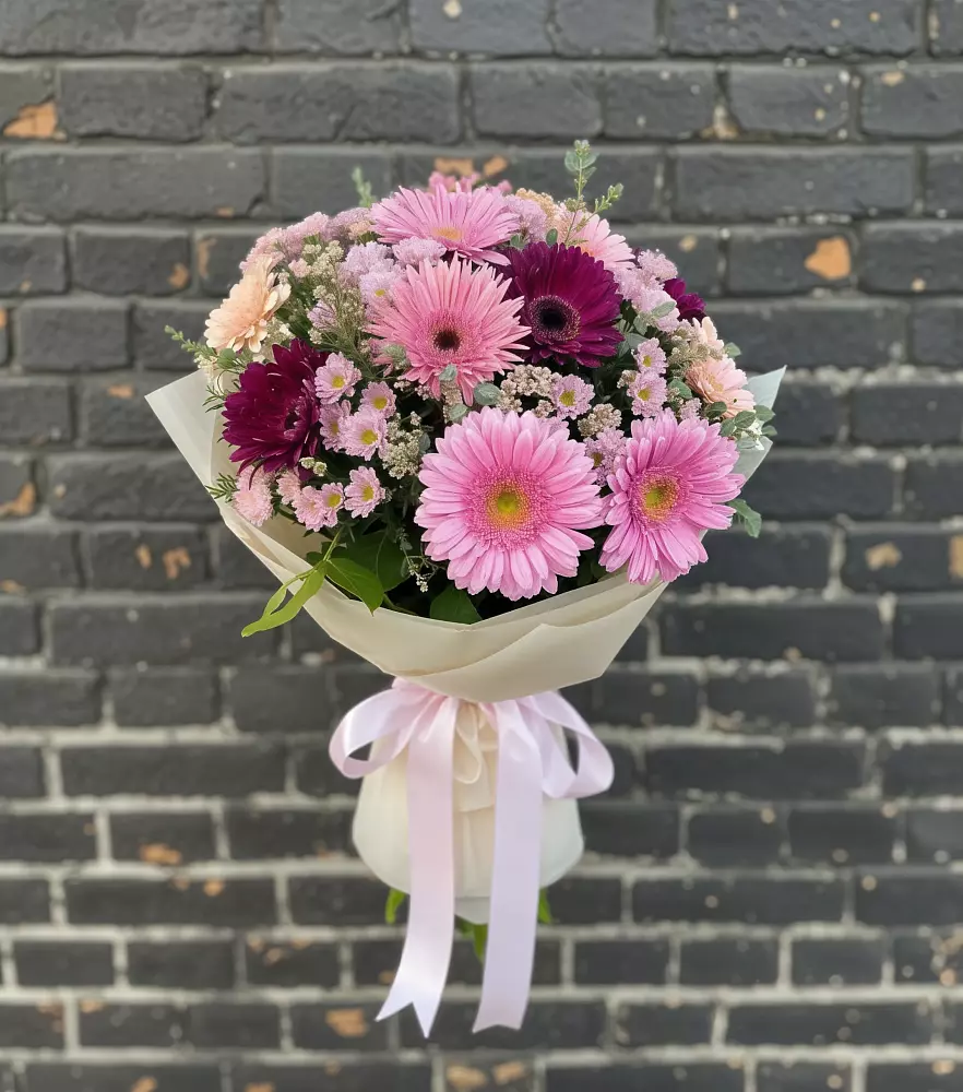 Букет цветов из: Герберы и Хризантемы в Краасномайский