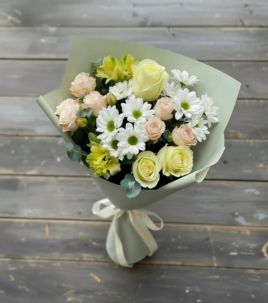 Букет цветов из: Альстромерии, Розы и Хризантемы в Краасномайский