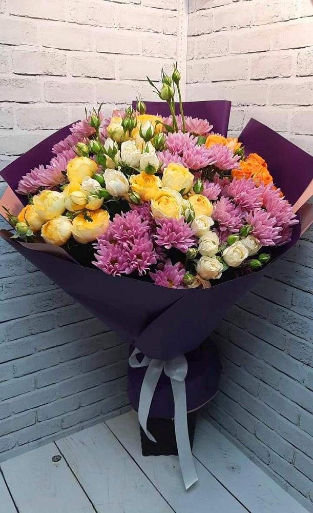 Букет цветов из: Хризантемы и Розы в Краасномайский