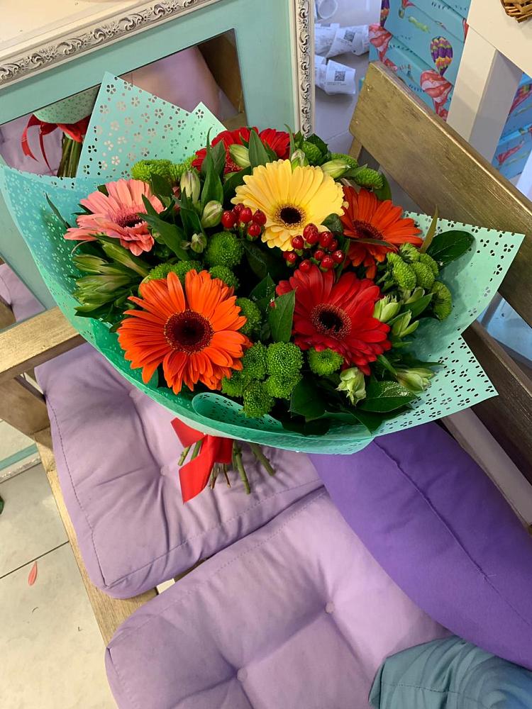 Букет цветов из: Герберы, Хризантемы и Альстромерии в Краасномайский