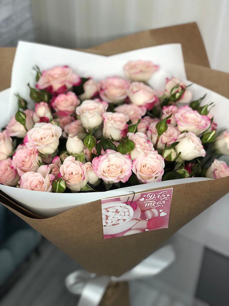 Букет цветов из: Розы в Краасномайский