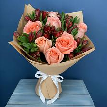 Букет цветов из:  Розы и Альстромерии в Краасномайский