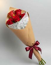 Букет цветов из:  Розы в Краасномайский