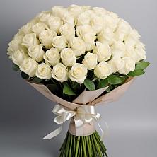 Букет 101 беля роза Белоснежка в Краасномайский