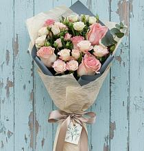 Букет цветов из:  Розы в Краасномайский