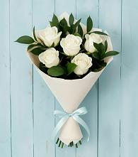 Букет цветов из:  Розы в Краасномайский