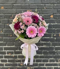 Букет цветов из:  Герберы и Хризантемы в Краасномайский