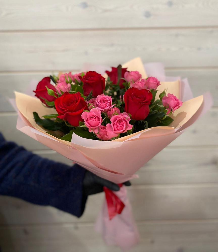 Букет цветов из: Розы в Краасномайский