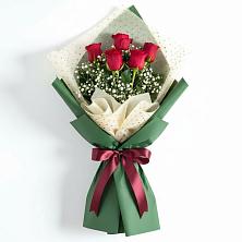 Букет цветов из:  Розы в Краасномайский