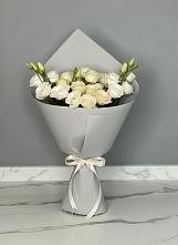 Букет цветов из:  Розы и Лизиантусы в Краасномайский